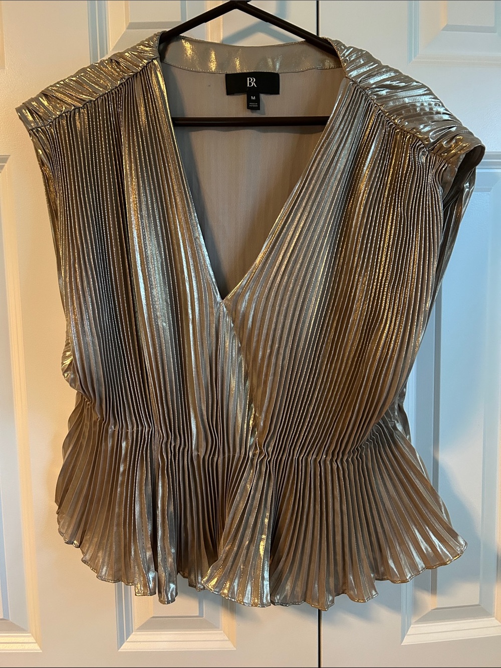 Banana Republic Metallic Gold Pleated V-Neck Peplum Top